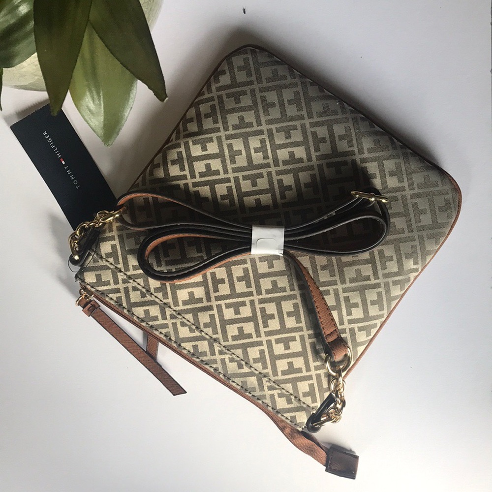 Tommy Hilfiger Crossbody Bag